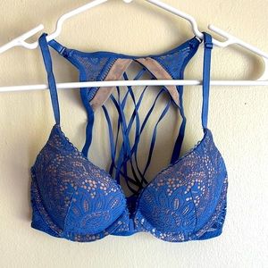 NWOT Victoria’s Secret Blue and Nude Lace Bra